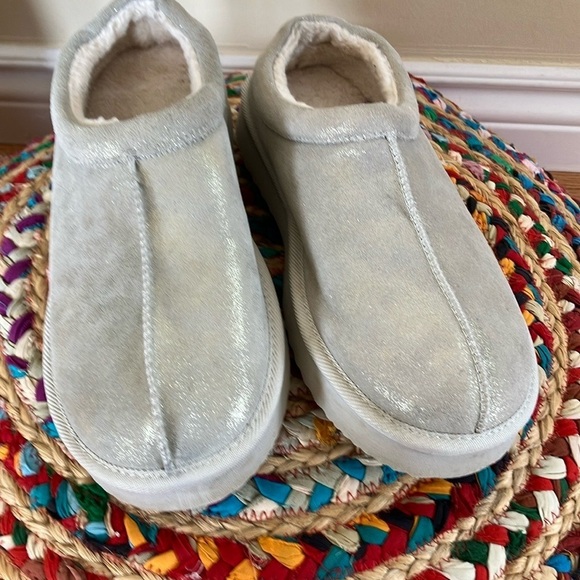 Silver Suede Leather Slip-On Shoes - Picture 2 of 8